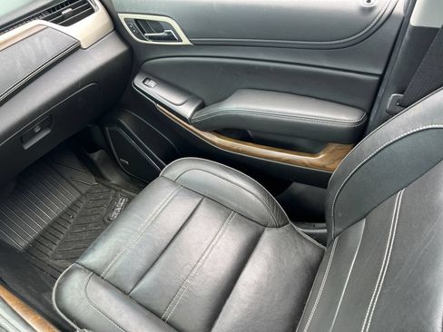 Used 2019 GMC Yukon XL Denali w/ Denali Ultimate Package AWD/4WD image 20