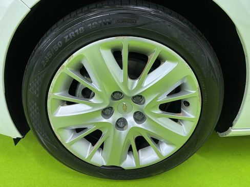 Used 2017 Chevrolet Impala LS image 2