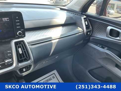 Used 2022 Kia Sorento S FWD image 23