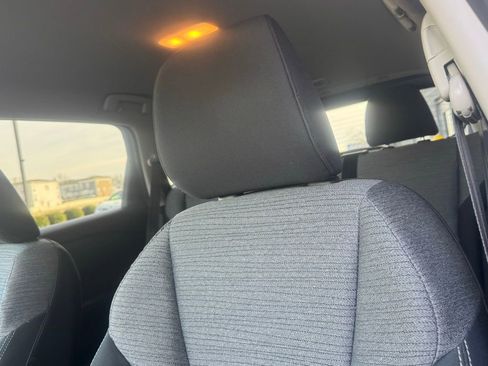 Used 2021 Nissan Rogue S image 20