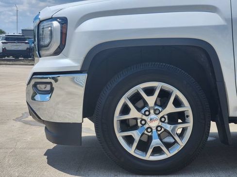 Used 2018 GMC Sierra 1500 SLT w/ Texas SLT Premium Package RWD image 8