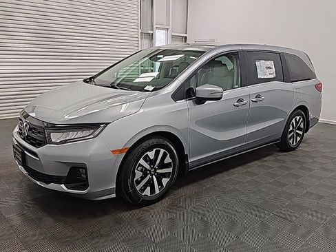 New 2026 Honda Odyssey EX-L image 4