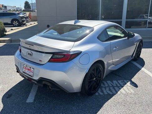 Used 2023 Toyota GR86 Premium w/ ALL Weather Mat Package (TMS) RWD image 8