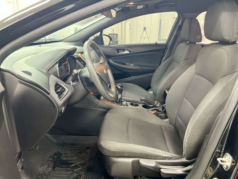 Used 2016 Chevrolet Cruze LT w/ RS Package FWD image 19