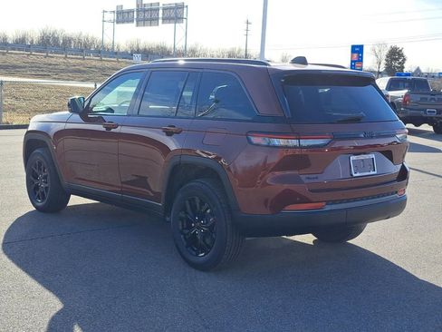 New 2026 Jeep Grand Cherokee Altitude AWD/4WD image 3