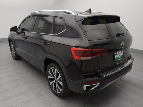 Used 2023 Volkswagen Taos SE FWD image 5