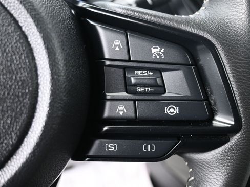 Used 2025 Subaru Forester Premium AWD/4WD image 28