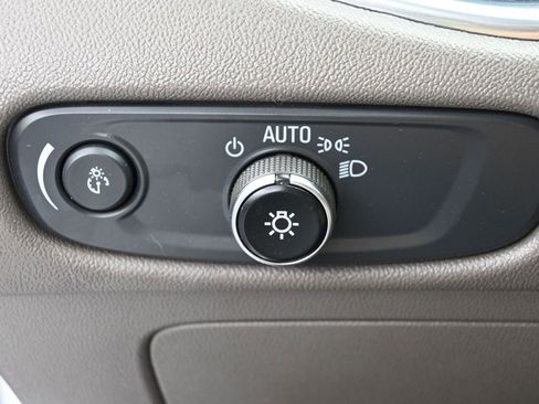Used 2024 Chevrolet Malibu LT FWD image 32