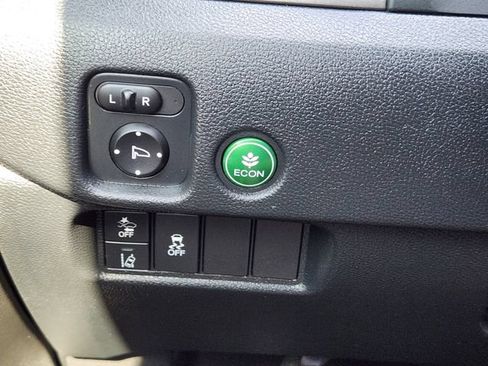 Used 2022 Honda Pilot Sport image 23