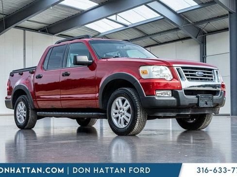 Used 2010 Ford Explorer Sport Trac XLT image 31