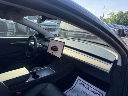 Used 2023 Tesla Model 3 Long Range AWD/4WD image 9