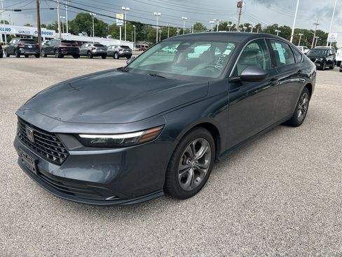 Used 2024 Honda Accord EX image 1