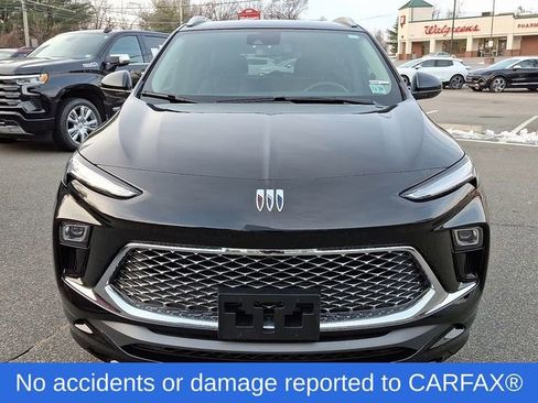 Used 2024 Buick Encore GX Avenir w/ Avenir Convenience Package image 2