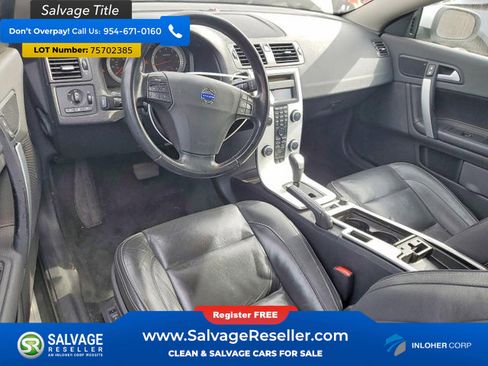 Used 2011 Volvo C70 T5 w/ Climate Pkg image 11