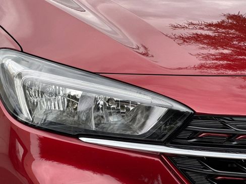 Used 2022 Buick Encore GX Select w/ Experience Buick Package image 10