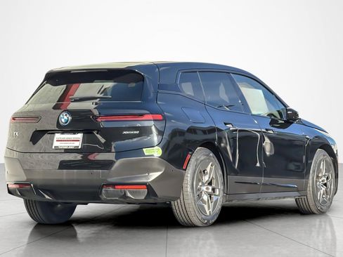 Used 2023 BMW iX xDrive50 w/ Ultimate Package 2 image 5