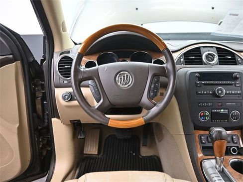 Used 2011 Buick Enclave CXL image 29