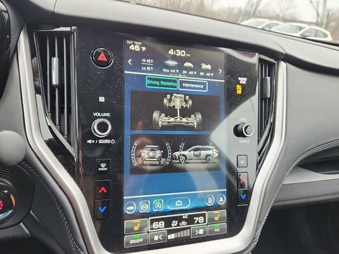 Used 2025 Subaru Outback Premium image 21