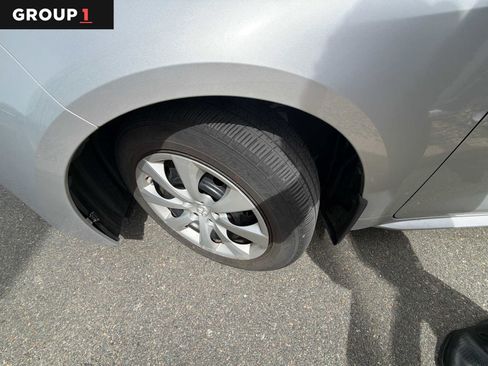 Used 2023 Toyota Corolla LE w/ Carpet Mat Package (TMS) FWD image 7