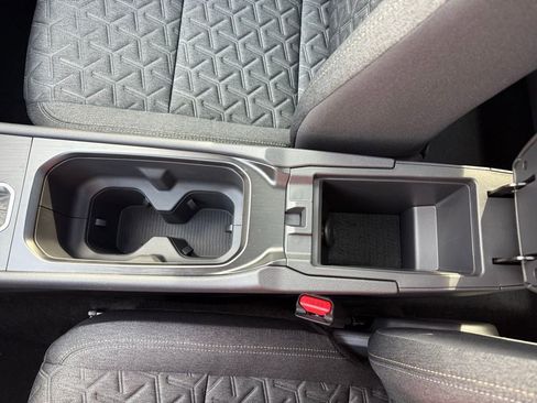 New 2026 Nissan Kicks SV w/ SV Premium Package image 38