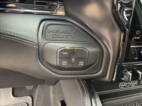 New 2026 RAM 2500 Limited AWD/4WD image 22