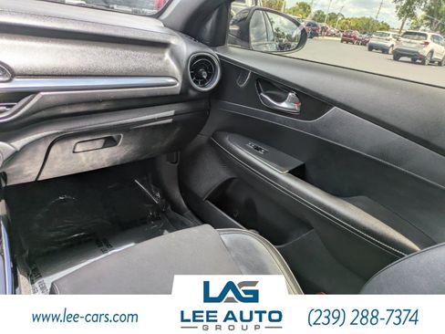 Used 2020 Kia Forte GT-Line FWD image 14