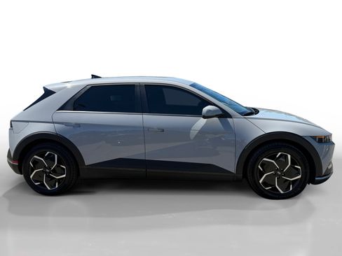 Certified 2024 Hyundai Ioniq 5 SEL RWD image 6