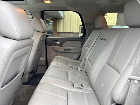 Used 2013 Chevrolet Tahoe LT image 11