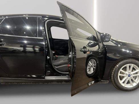 Used 2017 Ford Focus SE image 17