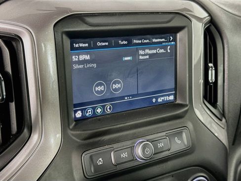 Used 2019 Chevrolet Silverado 1500 Custom w/ Custom Value Package AWD/4WD image 16