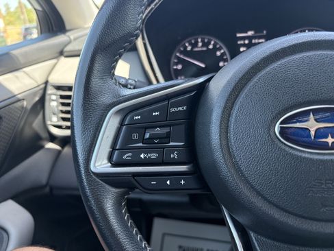 Used 2023 Subaru Outback Premium AWD/4WD image 17