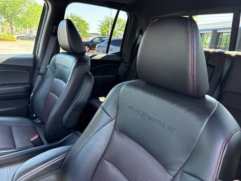 Used 2023 Honda Ridgeline Black Edition image 13