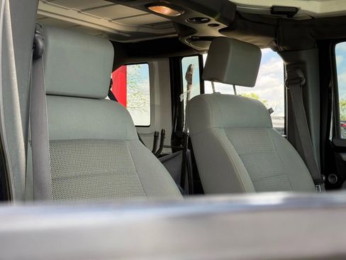 Used 2009 Jeep Wrangler Unlimited Rubicon w/ Trailer Tow Group AWD/4WD image 27