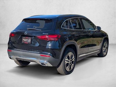 Used 2026 Mercedes-Benz GLA 250 4MATIC image 2