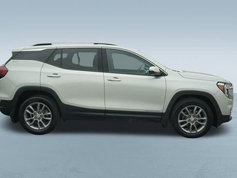 Used 2022 GMC Terrain SLT image 10