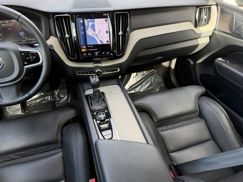 Used 2021 Volvo XC60 T5 Inscription w/ Advanced Package FWD image 18