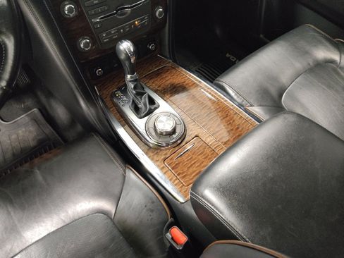 Used 2019 Nissan Armada Platinum w/ Interior Lighting Package AWD/4WD image 26