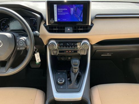 Used 2023 Toyota RAV4 LE image 16