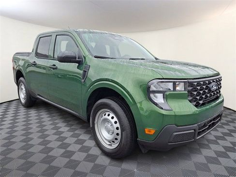 Used 2025 Ford Maverick XL w/ Equipment Group 102A image 1