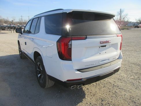 New 2026 GMC Yukon AT4 w/ AT4 Premium Plus Package image 7