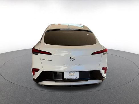 Used 2025 Buick Envista Sport Touring image 12