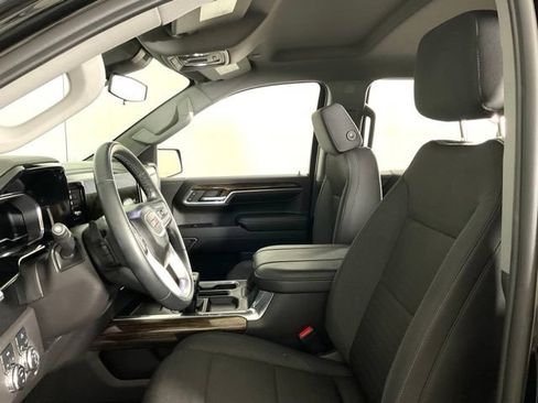 Used 2024 GMC Sierra 1500 Elevation w/ Preferred Package AWD/4WD image 29