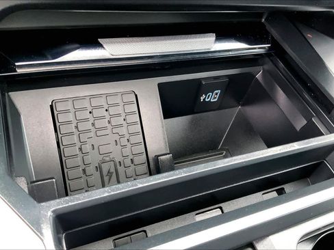 Certified 2024 Ford F250 Lariat w/ Lariat Ultimate Package image 31