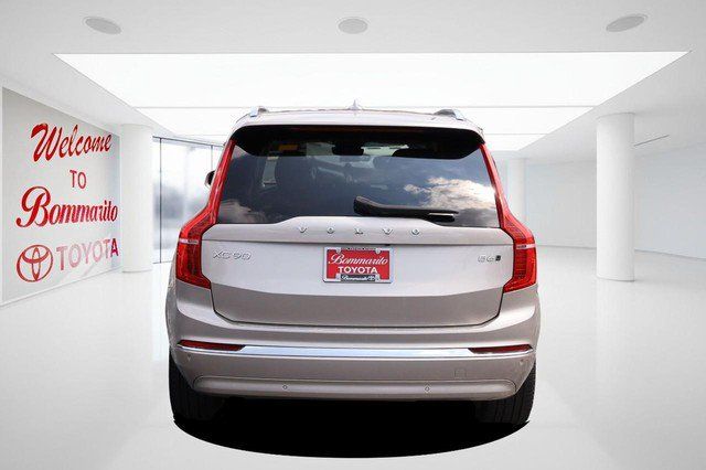 Used 2023 Volvo XC90 B6 Ultimate w/ Protection Package Premier AWD/4WD image 6