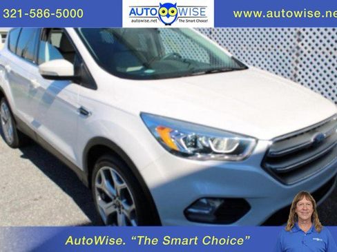 Used 2017 Ford Escape Titanium FWD image 1