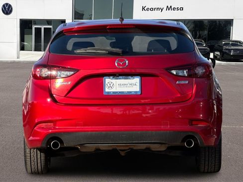 Used 2018 MAZDA MAZDA3 Touring image 5