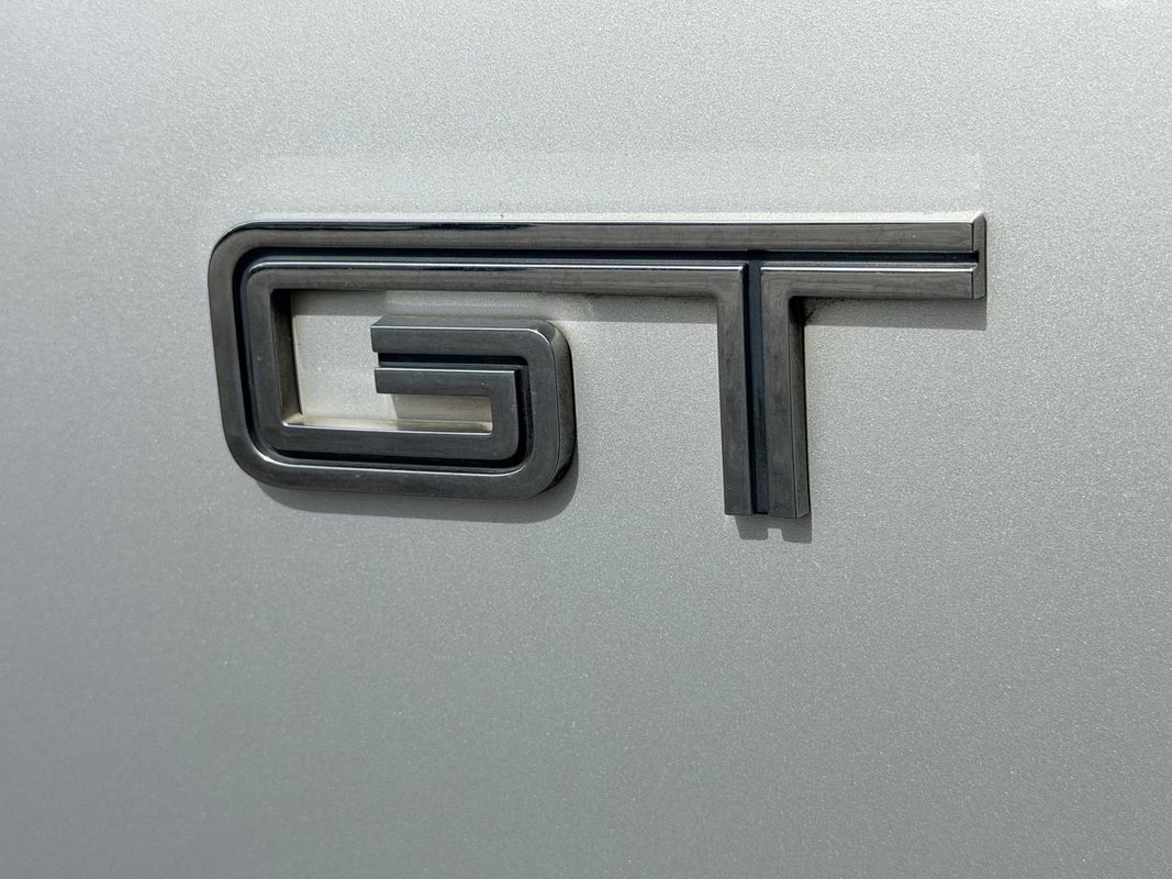 Used 2005 Ford Mustang GT RWD image 19