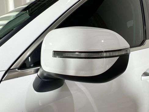 Used 2024 Kia Telluride S w/ S Sunroof Package image 10