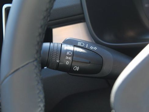 New 2026 Volvo XC40 B5 Ultra w/ Climate Package image 18