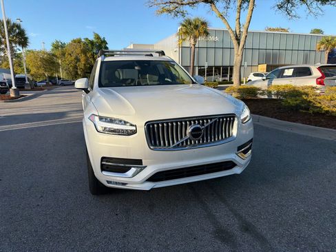Used 2025 Volvo XC90 B5 Core w/ Protection Package image 3